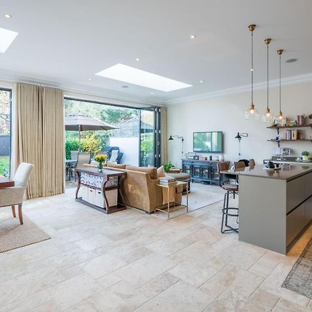 Breathtaking Putney Home With Gorgeous Garden Richmond  Exteriér fotografie