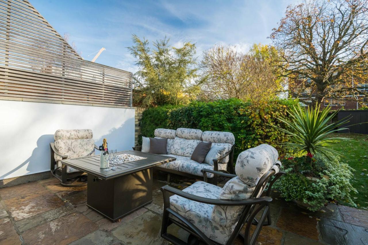 Breathtaking Putney Home With Gorgeous Garden Richmond  Exteriér fotografie