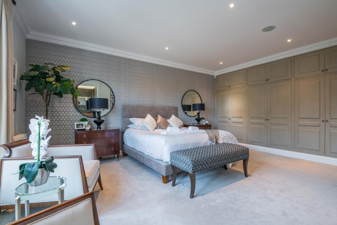 Breathtaking Putney Home With Gorgeous Garden Richmond  Exteriér fotografie