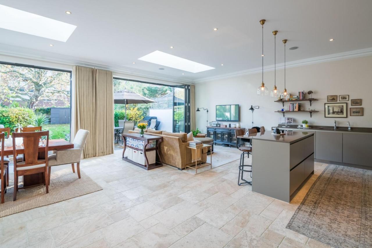 Breathtaking Putney Home With Gorgeous Garden Richmond  Exteriér fotografie